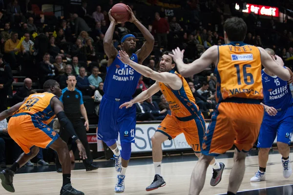 Alhaji Mohammed in action during the game — Stock Photo, Image