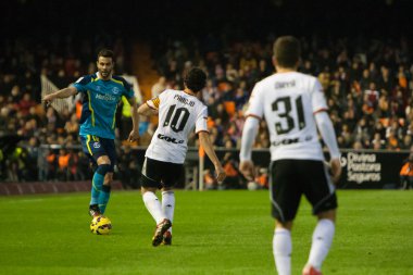 Iborra bir top ve Parejo ile