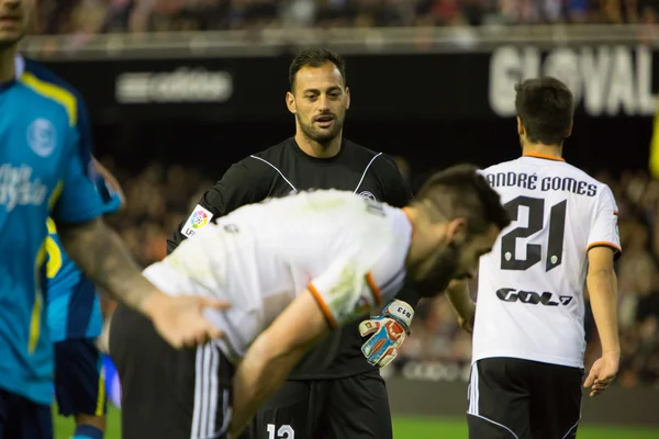 Beto (C) y Andre Gomes (R) durante el juego — Foto de Stock