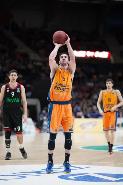 Pau Ribas at free throw — Stock Photo, Image