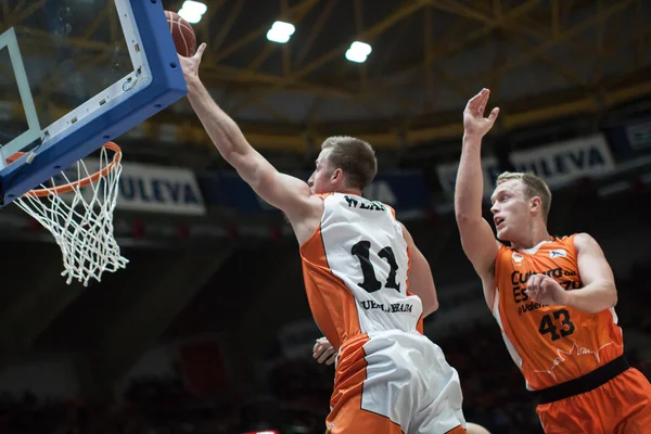 Valencia basket club und montakit fuenlabrada — Stockfoto