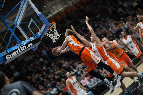 Valencia Basket Club e Montakit Fuenlabrada — Foto Stock