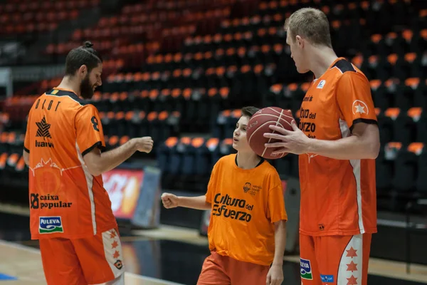 Valencia Basket Club and Montakit Fuenlabrada — Stock Photo, Image