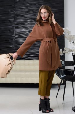 Kız ceket poz Studio