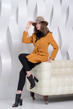 Kız ceket poz Studio