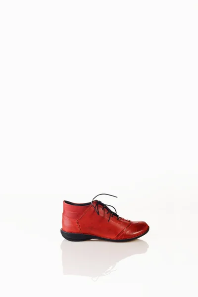 Chaussures homme rouge isolées sur fond blanc studio — Photo