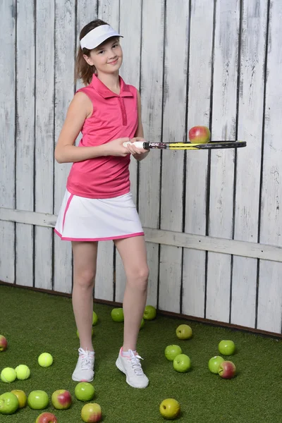 Jeune joueuse de tennis — Photo