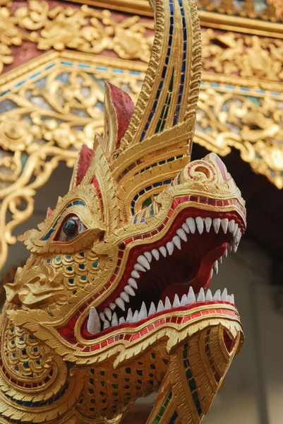 Vecchio tempio buddista in Thailandia — Foto Stock