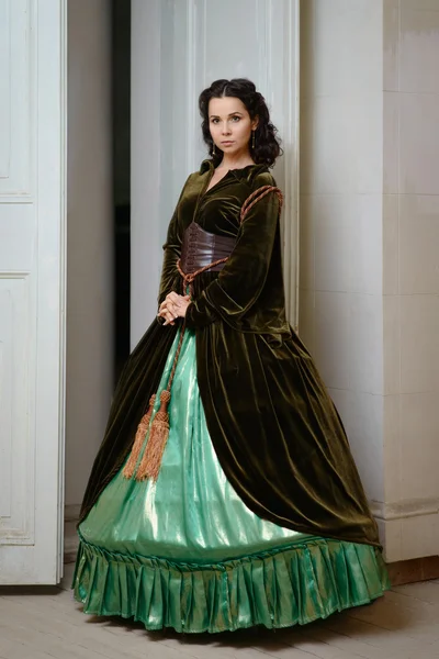 Chica joven a la imagen de Scarlett O 'Hara — Foto de Stock