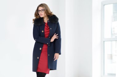 Kızlar stidio poz kat olarak