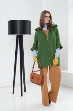 Kız ceket poz Studio