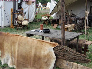 Ortaçağ Şövalyesi çadır