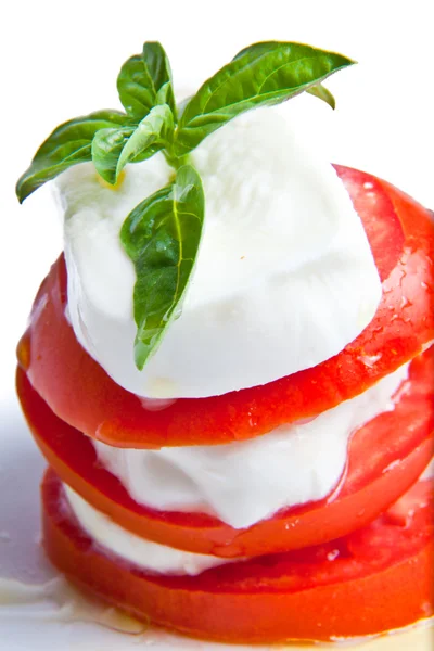 Caprese salatası