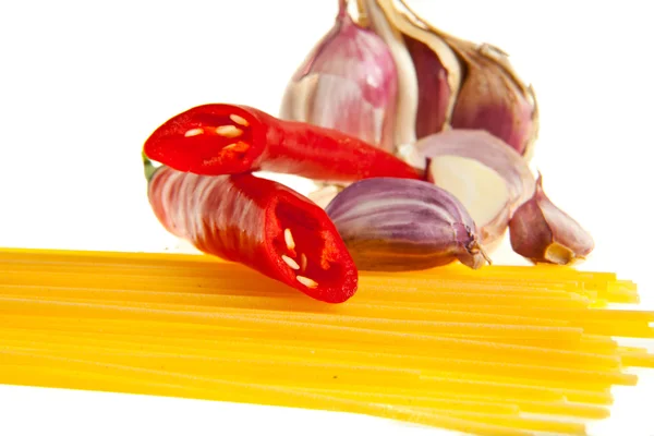 Espaguetis de ajo, aceite y chile — Foto de Stock