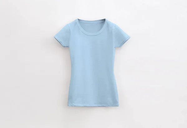 Rund Hals Dam Passform Ljusblå Shirt Vit Bakgrund — Stockfoto