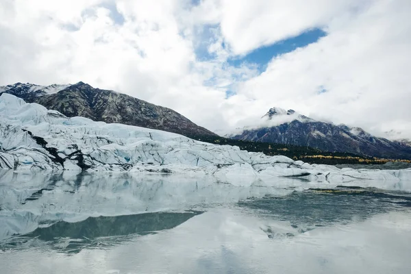 Área de Recreación Estatal Glaciar Matanuska, a solo dos horas de Anchorage en Alaska —  Fotos de Stock