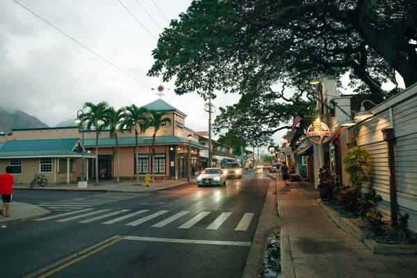 LAHAINA, HI - dec, 2020 - Veduta degli edifici storici di Lahaina, ex città missionaria e capitale delle Hawaii — Foto Stock