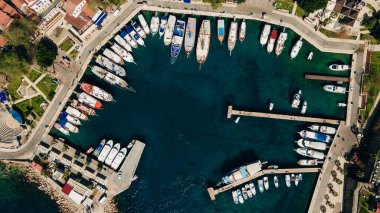 Türkiye 'nin Antalya kentindeki Eski Liman manzarası. Kaleici 'nin eski kasabasında liman. Yüksek kalite fotoğraf