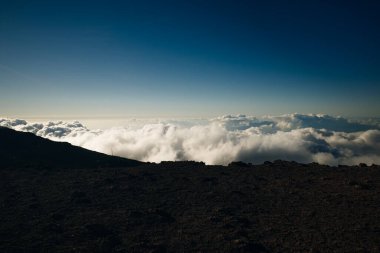 Hawaii, Maui 'deki Haleakala Ulusal Parkı' nın göz kamaştırıcı manzarası. Yüksek kalite fotoğraf