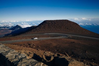 Hawaii, Maui 'deki Haleakala Ulusal Parkı' nın göz kamaştırıcı manzarası. Yüksek kalite fotoğraf