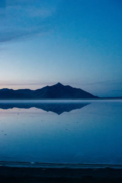 Sal Aguas Poco Profundas Bonneville Salt Flats Utah Foto Alta — Foto de Stock