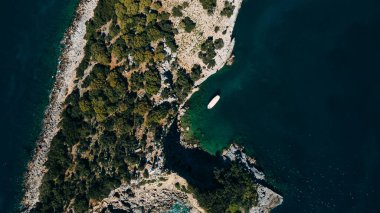 Iztuzu Kaplumbağa Kıyısı - Akdeniz 'deki Dalyan Nehri' nin birleştiği yerde 4 km uzunluğunda güzel bir körfez