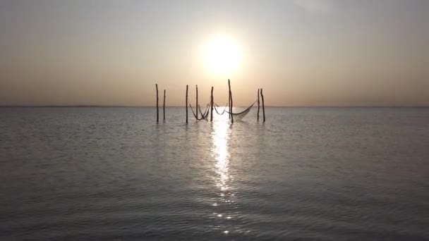 Ranta auringonlasku Holbox saarella Karibian merellä Meksikossa — kuvapankkivideo
