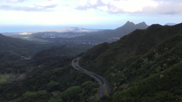 Szcenikus kilátás Nuuanu Pali kilátóra. Hawaii Paradicsom. Szép lövés.. — Stock videók