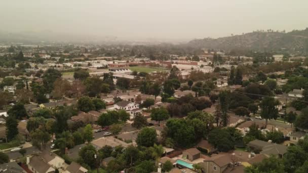 Los Angeles 'taki yangınların hava manzarası. — Stok video