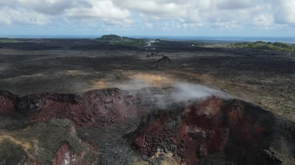 Flygfoto över Big Island, Hawaii ca - 2021. Flygfoto över Kilauea vulkan. — Stockvideo