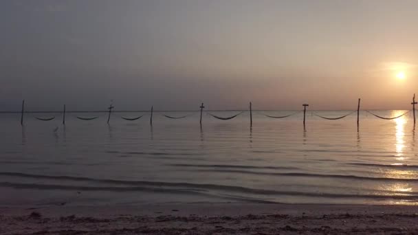 Sonnenuntergang auf der Insel Holbox im karibischen Meer von Mexiko — Stockvideo