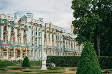 Puşkin, Rusya - Ağustos 2021 Catherine Palace bir Rococo sarayı. Yüksek kalite fotoğraf