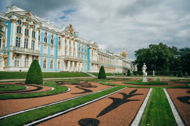Puşkin, Rusya - Ağustos 2021 Catherine Palace bir Rococo sarayı. Yüksek kalite fotoğraf