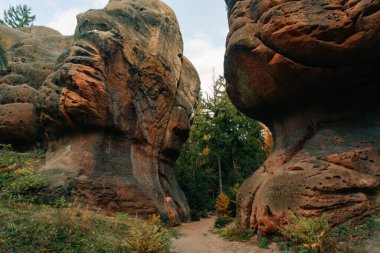 Zittau Dağları 'ndaki kayalar Kelchstein, Almanya. Yüksek kalite fotoğraf
