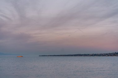 Cenevre 'deki Perle du Lac Parkı' nda çok güzel bir manzara, Swtiu. Cenevre, İsviçre - 25 Ekim 2025. Yüksek kalite fotoğraf