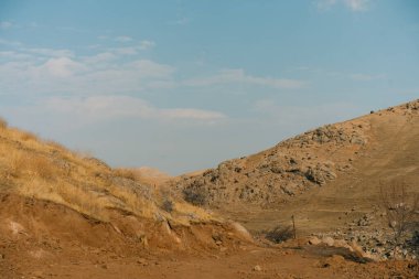Semerkant, Özbekistan - 1 Ocak 2025 Semerkand yakınlarındaki Agalyk köyü, Kemkutan Tepesi. Yüksek kalite fotoğraf