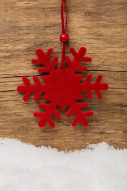 Kar ile ahşap arka plan christmas dekorasyon kazandı