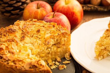 Taze ev yapımı sıcak kek