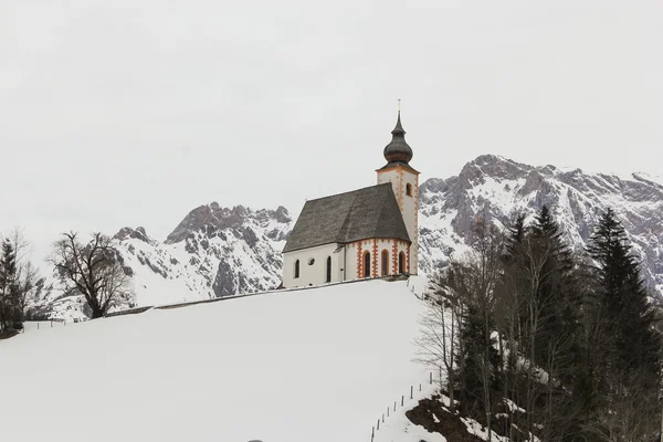 スキー場 Dienten 午前 Hochkonig、冬にオーストリア アルプス — ストック写真