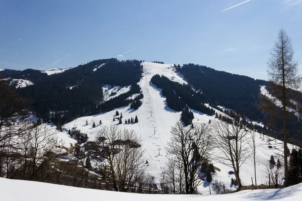 Área de esquí Dienten am Hochkonig, austria Alpes en invierno — Foto de Stock