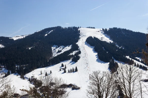 Área de esquí Dienten am Hochkonig, austria Alpes en invierno — Foto de Stock