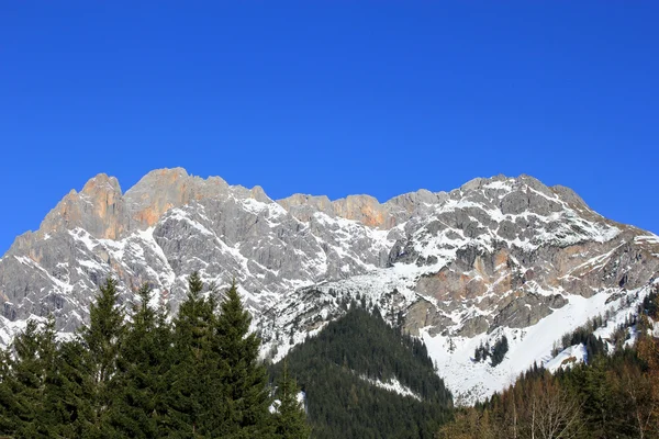 Winter Österreich Berg in den Alpen — Stockfoto