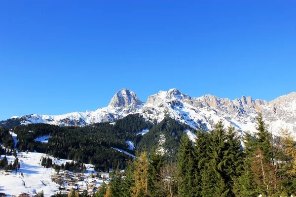 Зимняя Австрия в Альпах — стоковое фото
