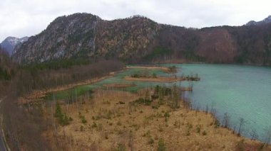 Göl Alpleri'nde, havadan görünümü Avusturya, Almsee, almtal