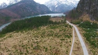 Göl Alpleri'nde, havadan görünümü Avusturya, Almsee, almtal