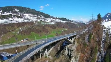 Alpler'de gastein, Avusturya, salzburg Europe havadan görünümü köprü