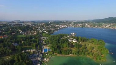 Gmunden, Traunsee, göl Avusturya yaz.