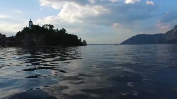 Траунзе, Лето, Озеро Фелине (Австрия) ). — стоковое видео