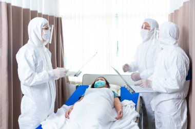 Doktorlar ve çalışanlar COVID 19 'un kontrollü bölge, eyalet karantinasındaki hastaları kontrol edip tedavi etmesini engelleyecek.