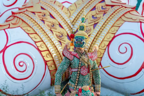 Raksasa Membawa Pedang Cerita Ramayana Pertarungan Rama Thailand Dancing Masked — Stok Foto